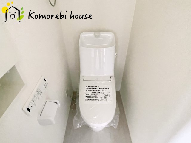 北本市東間　4期　新築一戸建て　グラファーレ　01のトイレ|トイレです