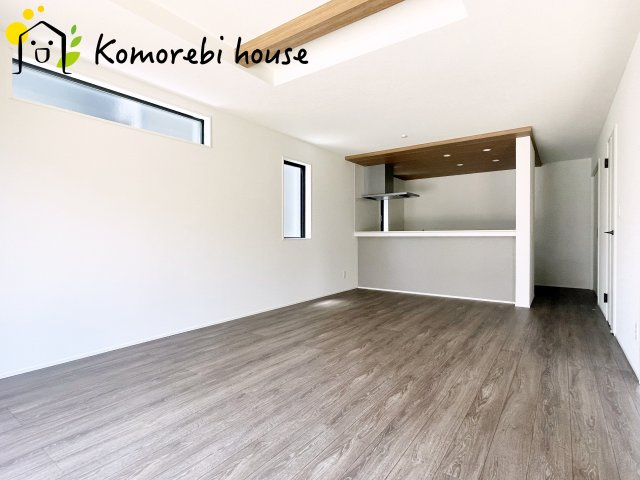 北本市東間　4期　新築一戸建て　グラファーレ　01の居間・リビング|居間です