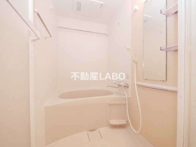 アービングNeo平野駅前の浴室