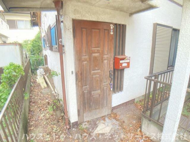 柏市豊住２丁目戸建のエントランス