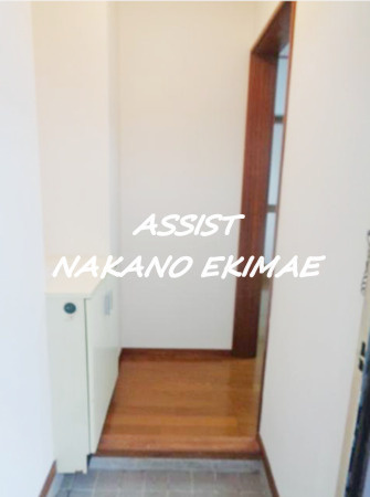 サーラ弥生の玄関