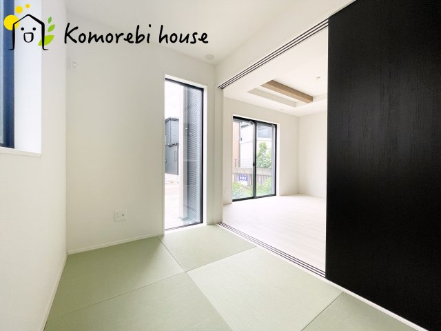 北本市東間　4期　新築一戸建て　グラファーレ　02の和室|和室があれば、来客や子供用のスペースとして活躍します