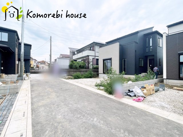 北本市東間　4期　新築一戸建て　グラファーレ　02の前面道路含む現地写真|前面道路含む現地写真です