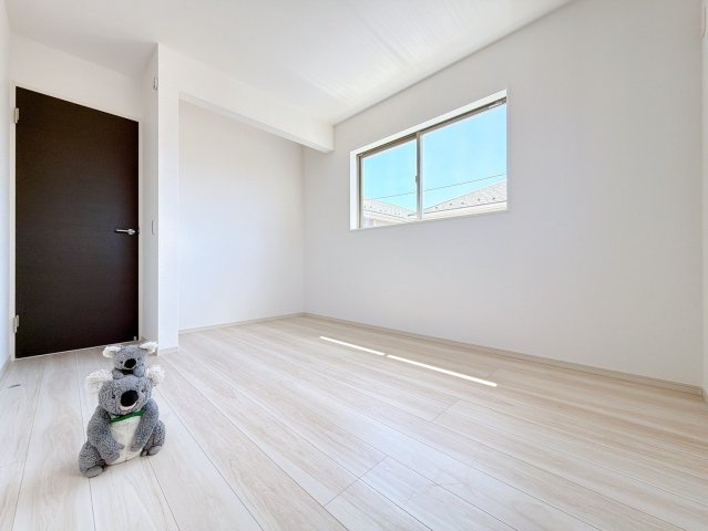 【洋室】 | 前橋市北代田町　新築住宅 | 広さはお子様の勉強部屋にも適した広さ！