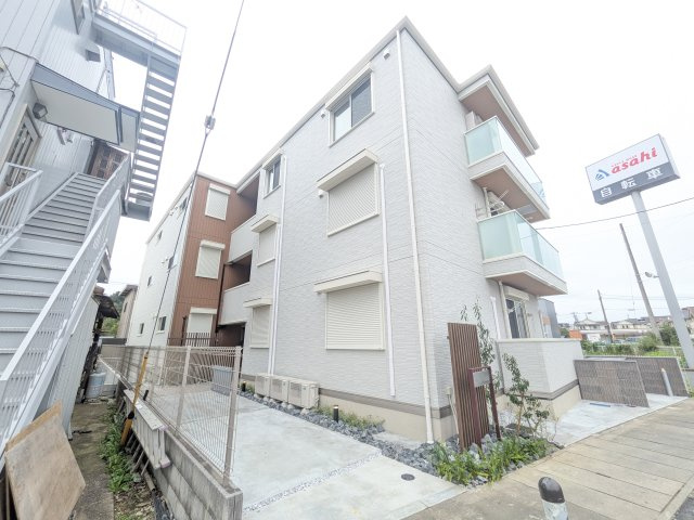 D Paina 生田の外観