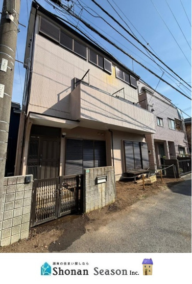 【外観】 | 家族それぞれのお部屋が欲しい！そんな希望も叶う部屋数豊富な５DK〇
ライフプランに合わせて柔軟に対応できる！大家族や二世帯も十分な広さのあるお住まいです。