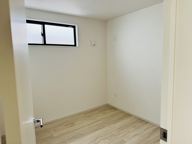 八王子市　本町　新築一戸建て　４期の洋室|～2階4.5帖の洋室です～