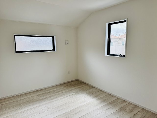八王子市　本町　新築一戸建て　４期の子供部屋|～2階6.0帖の洋室　2面採光で明るく風通しの良いお部屋です～