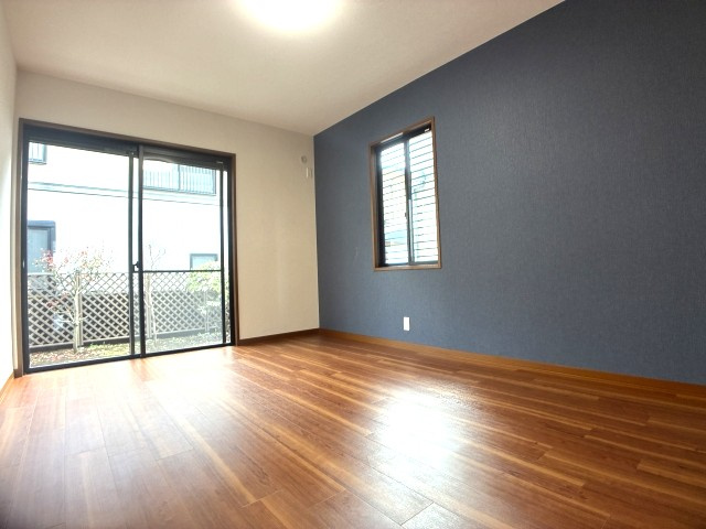 緑が丘２丁目　中古戸建の洋室