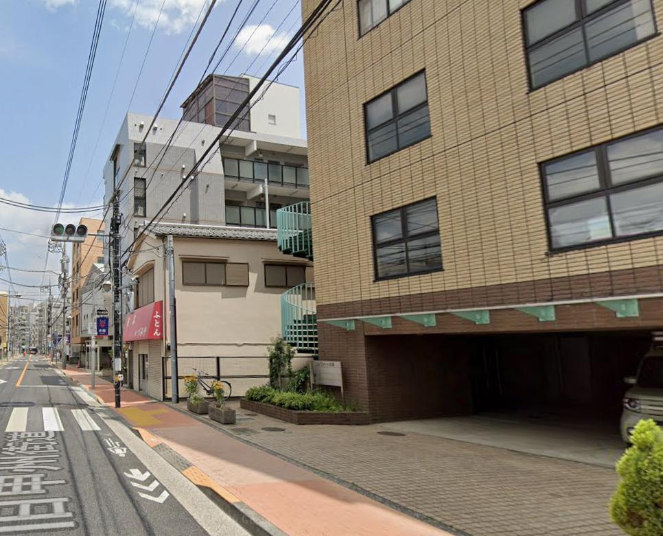 調布市国領町１丁目の事務所の周辺
