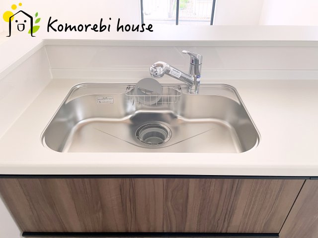 北本市東間　4期　新築一戸建て　グラファーレ　04のキッチン|お料理しやすいキッチンです