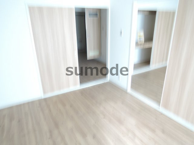 パレ若松の洋室