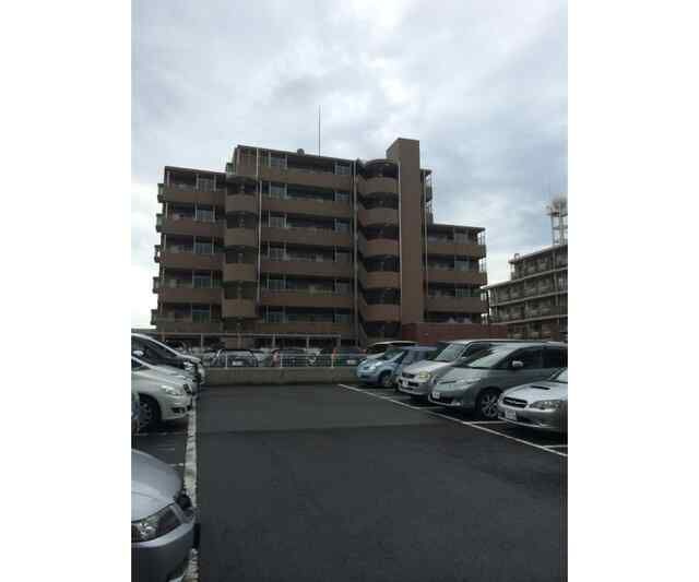 ＮＲ花小金井の駐車場