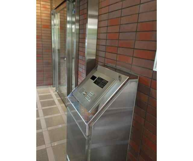 ＮＲ花小金井のエントランス