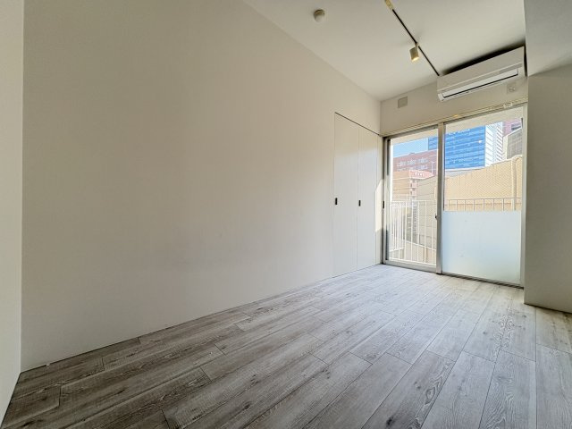 【洋室】 | アーバンフラッツ湊町