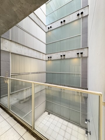 【バルコニー】 | アーバンフラッツ湊町