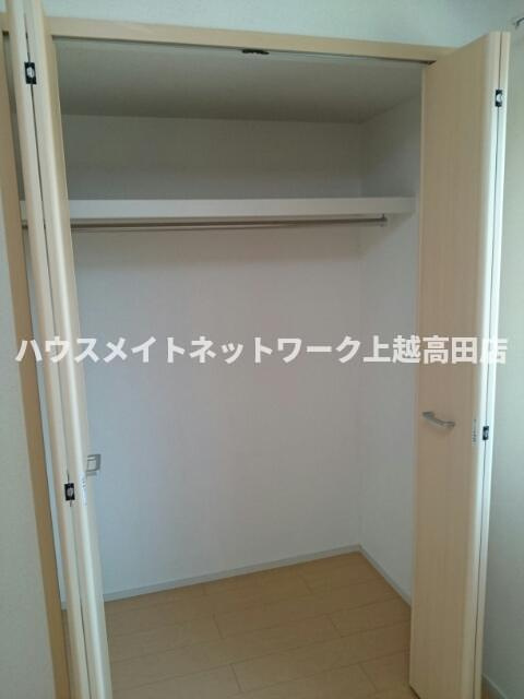 カーサアルコバレーノⅠの収納|クローゼット
