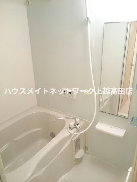 カーサアルコバレーノⅠの浴室|追焚機能付
