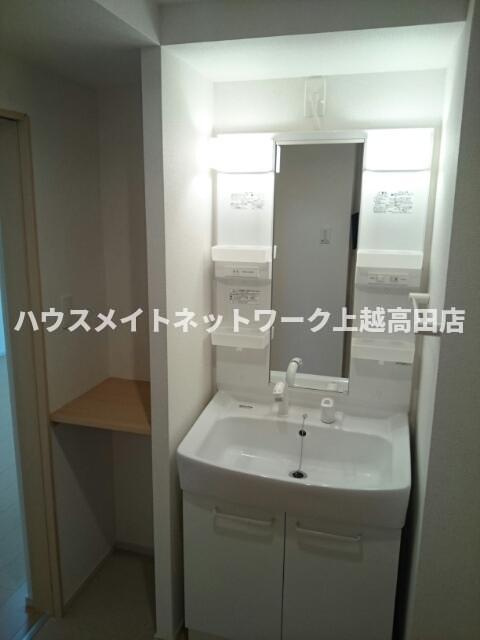カーサアルコバレーノⅠの独立洗面台|洗髪洗面化粧台
