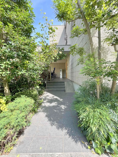 メゾン樹のエントランス