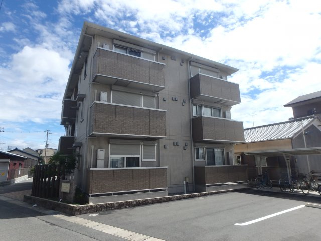 ボナール駅前