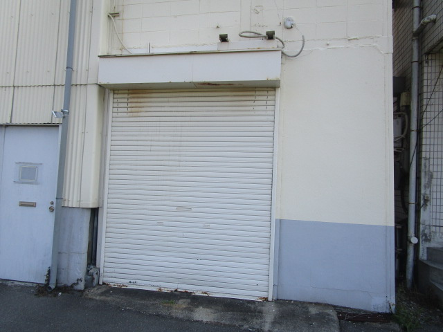 伊丹市北伊丹２丁目の倉庫の外観