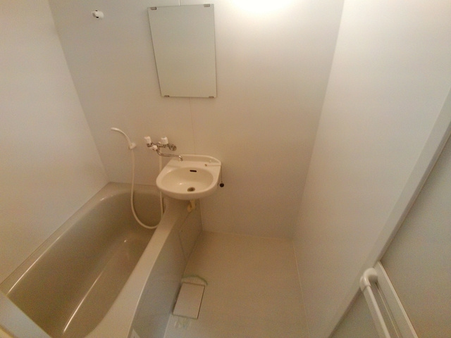 シティライフ稗原の浴室