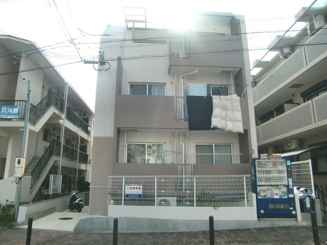 シティライフ稗原の外観