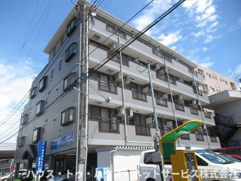 ラフィーヌ・池田５番館の外観