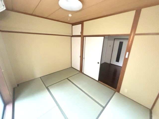 東峰レジデンスの和室