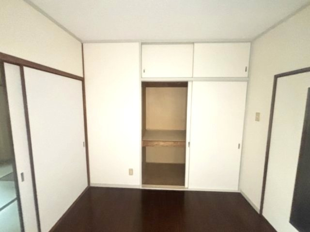 東峰レジデンスの和室