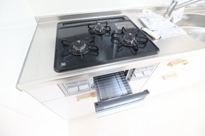 【キッチン】 | 高安町南4丁目 貸家