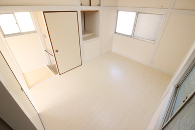 【洋室】 | 高安町南4丁目 貸家