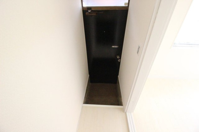 【玄関】 | 高安町南4丁目 貸家