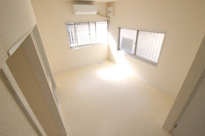 【居間・リビング】 | 高安町南4丁目 貸家