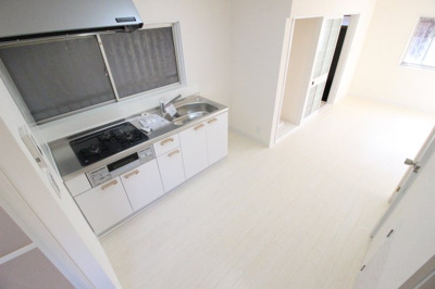 【キッチン】 | 高安町南4丁目 貸家