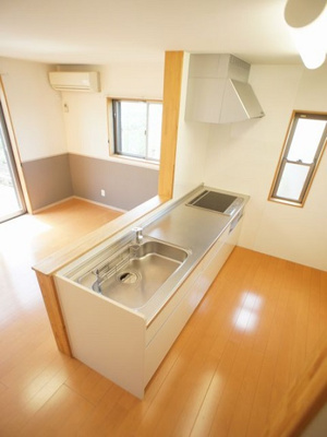 【キッチン】 | ベルコート | お掃除簡単IHクッキング！開放感があります♪