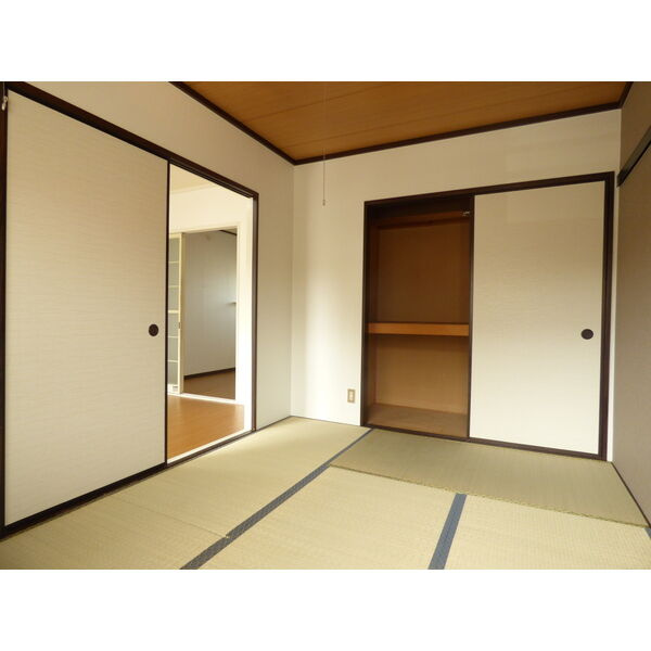 タウニィ山本Ｂの和室