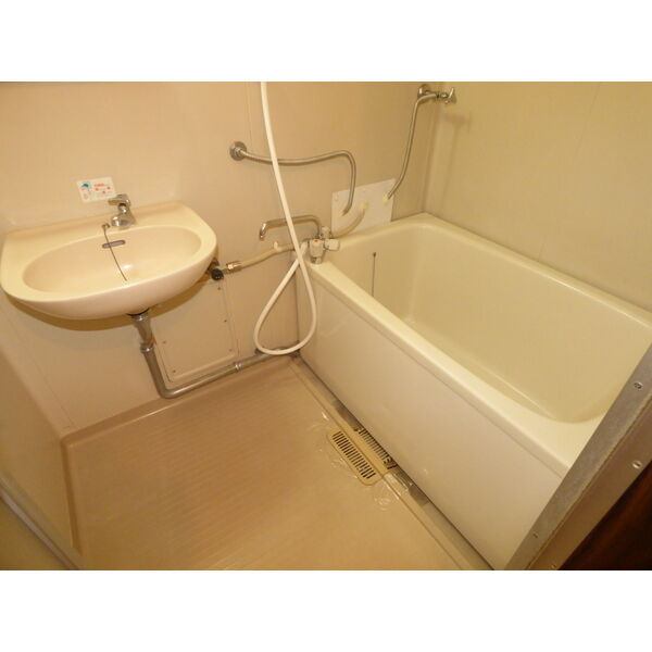 タウニィ山本Ｂの浴室