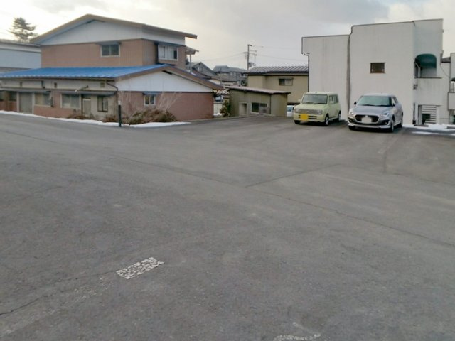パインヒルズの駐車場