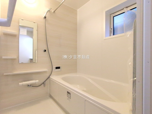 《仲介手数料無料》南区白幡６丁目5-1新築一戸建てブルーミングガーデンの浴室