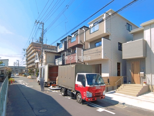 《仲介手数料無料》南区白幡６丁目5-1新築一戸建てブルーミングガーデン