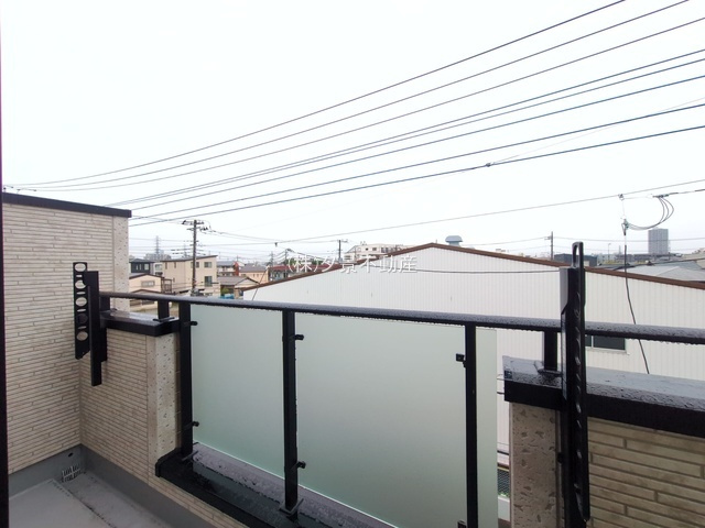 《仲介手数料無料》南区白幡６丁目5-1新築一戸建てブルーミングガーデンのバルコニー