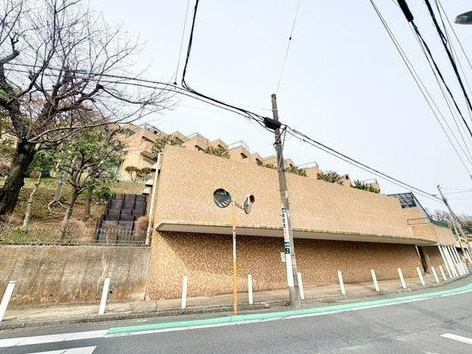 インペリアル菊名の外観|暮らしを変えるだけで毎日の未来も変わる。アスカホームがご家族の夢を一緒に叶えます