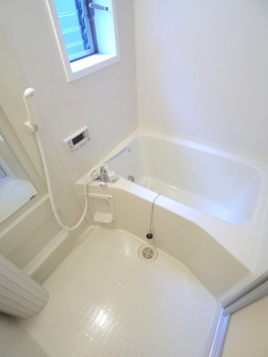 【浴室】 | コーポ１８ | 【同タイプ参考写真】