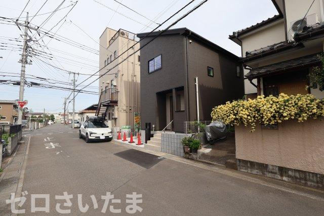 《仲介手数料無料》北区吉野町１丁目387-21新築一戸建てリナージュの外観|車の通りも少なく閑静な住宅街です。17号バイパスへもアクセス良好です。