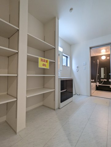大洗町五反田　3期の収納|リネン庫にはタオルやお着替え、季節ものの寝具の保管スペースとして♪