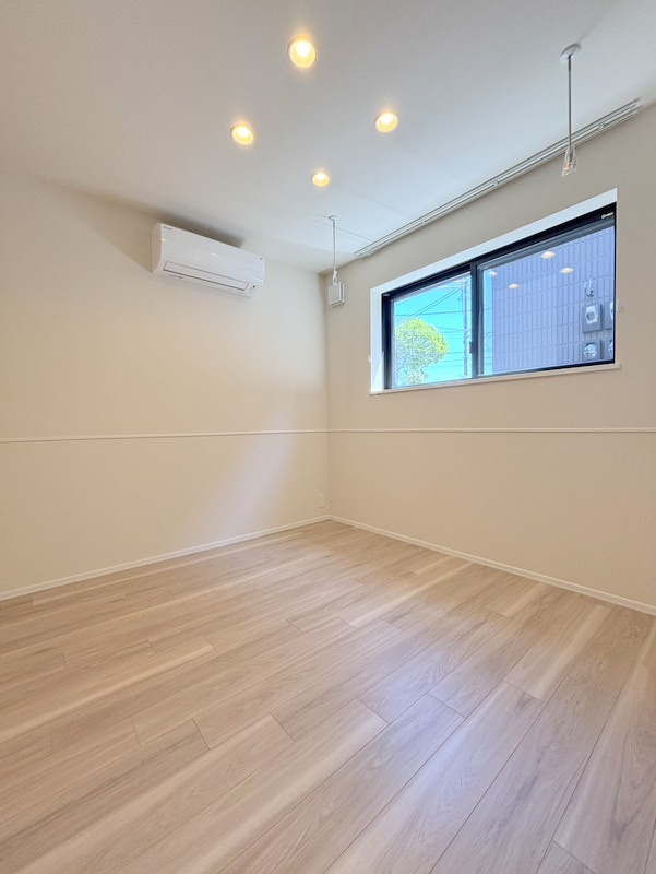 Ｙ’ｓ　Ｆ　Ｒｅｓｉｄｅｎｃｅ　Ⅱの居間・リビング