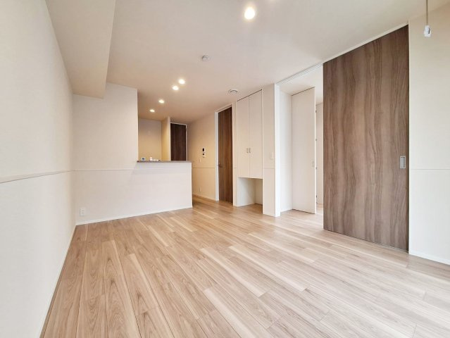 Ｙ’ｓ　Ｆ　Ｒｅｓｉｄｅｎｃｅ　Ⅱの居間・リビング