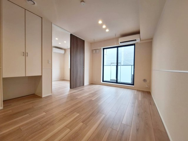 Ｙ’ｓ　Ｆ　Ｒｅｓｉｄｅｎｃｅ　Ⅱの洋室